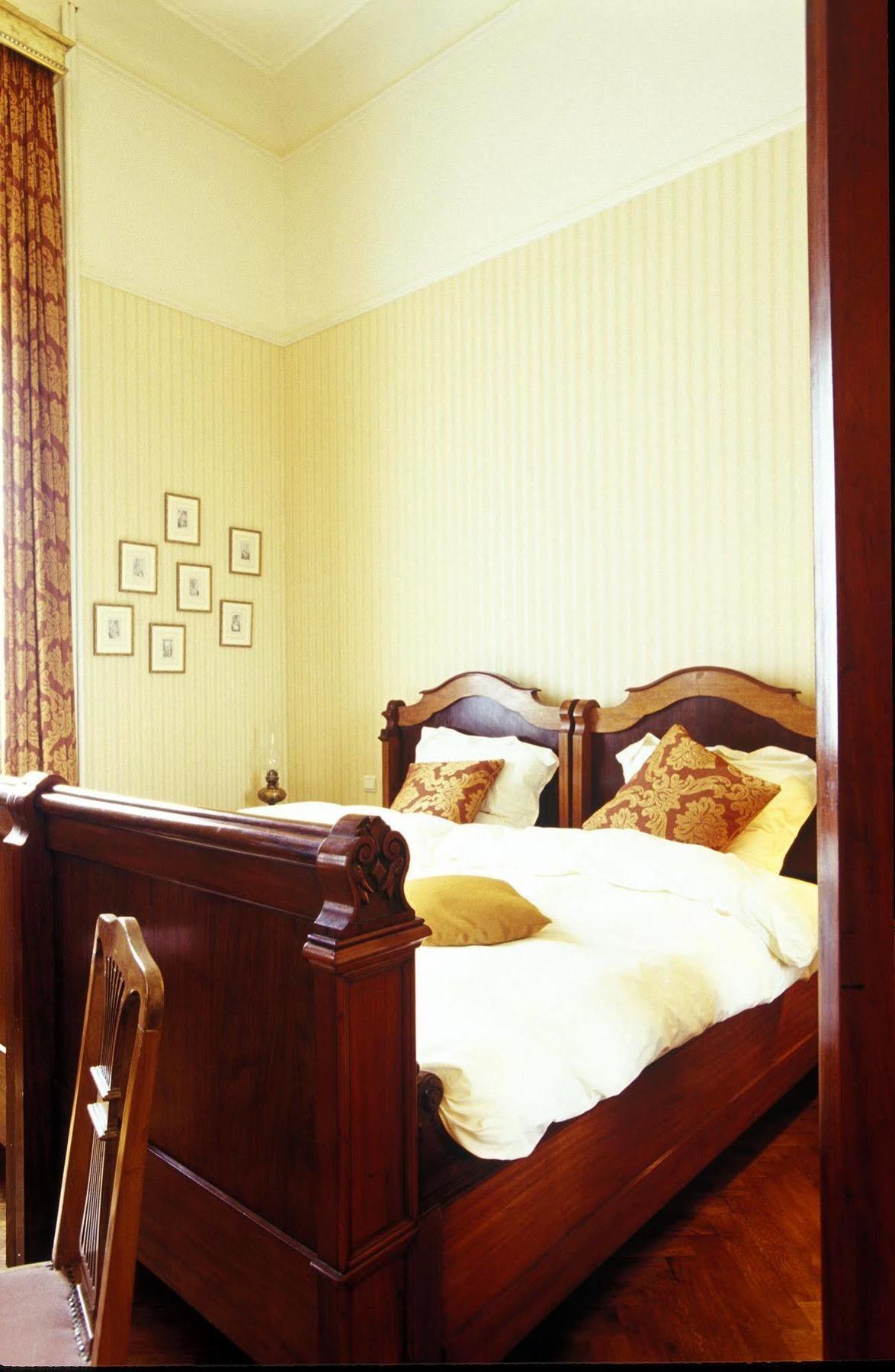 Hotel Dufays Ставело Екстериор снимка