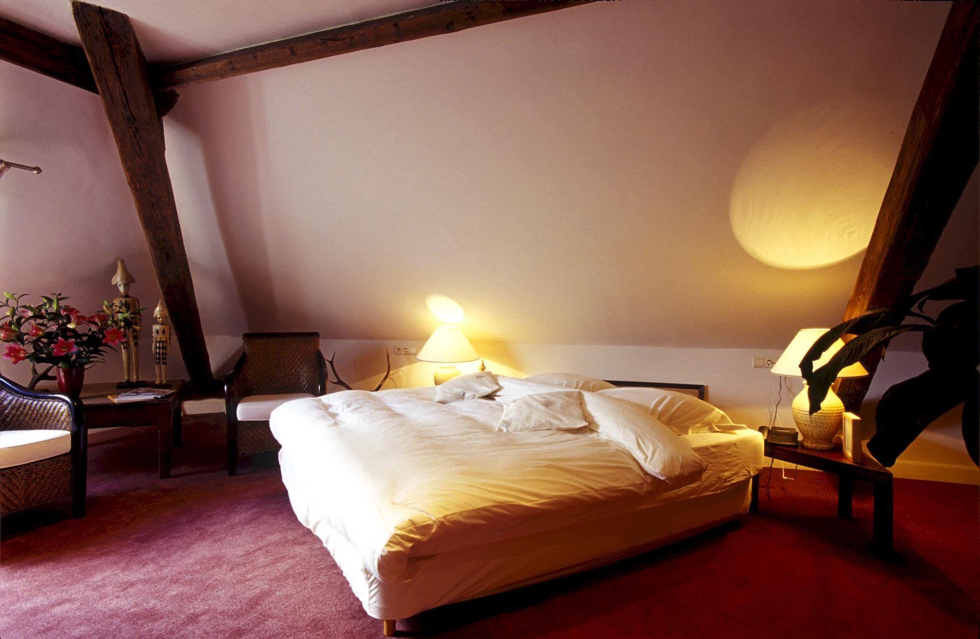 Hotel Dufays Ставело Екстериор снимка